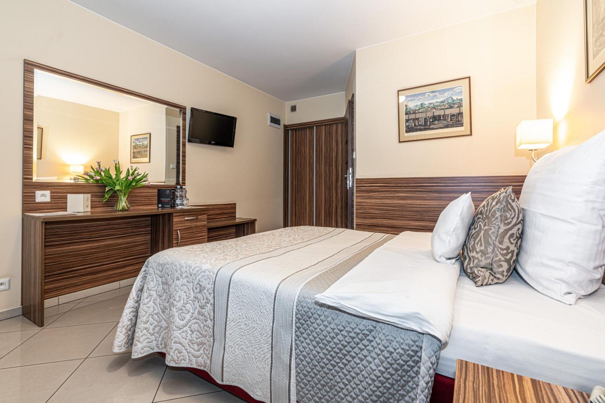 Hotel Soray Wieliczka Kültér fotó