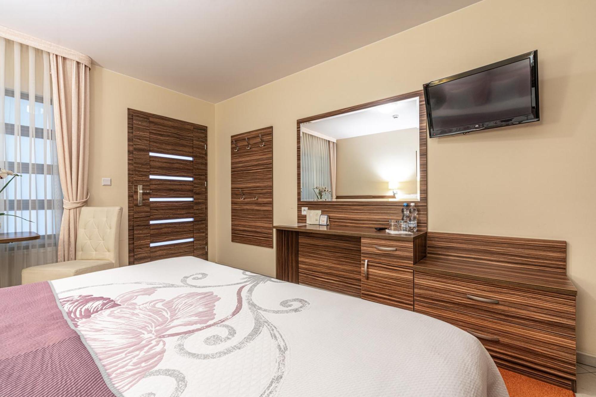 Hotel Soray Wieliczka Kültér fotó